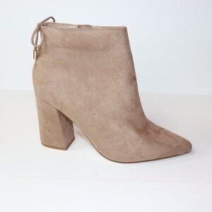 NWOB Forever 21 Taupe Faux Suede Heel Boots